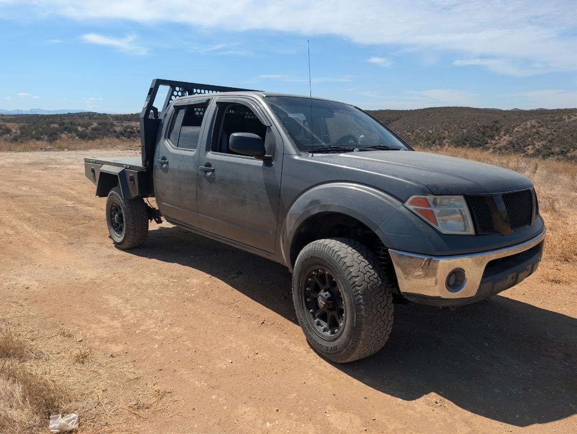 Front three-quarter view of the Nissan Frontier flatbed conversion